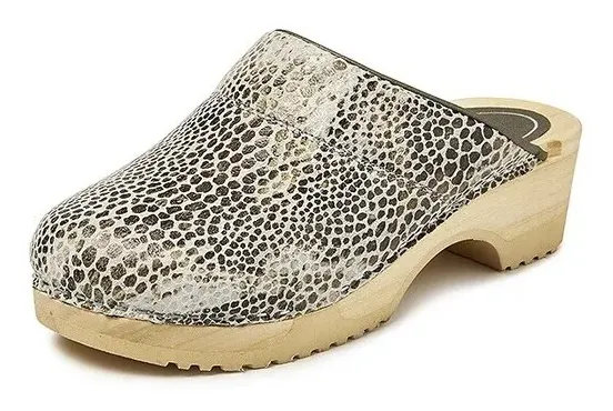 Bighorn 3630 clog buigzame zool Bruin voorkant